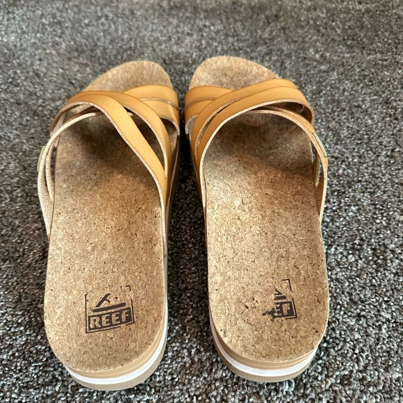 Reef Women's Brown Kaia Cross Cushion Bloom Hi Flip Flop Sandals Size 9 - Picture 5 of 6